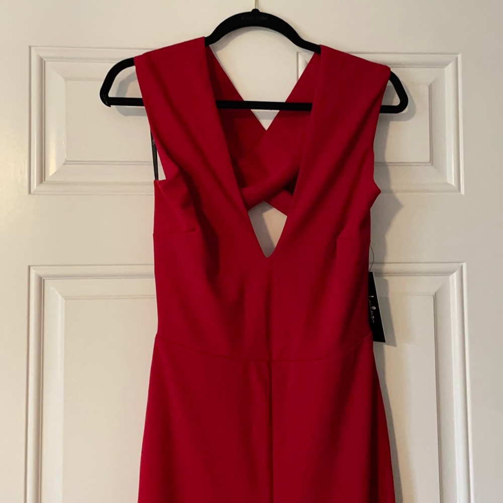 Lulus red jumpsuit, size medium, comfortable, never worn